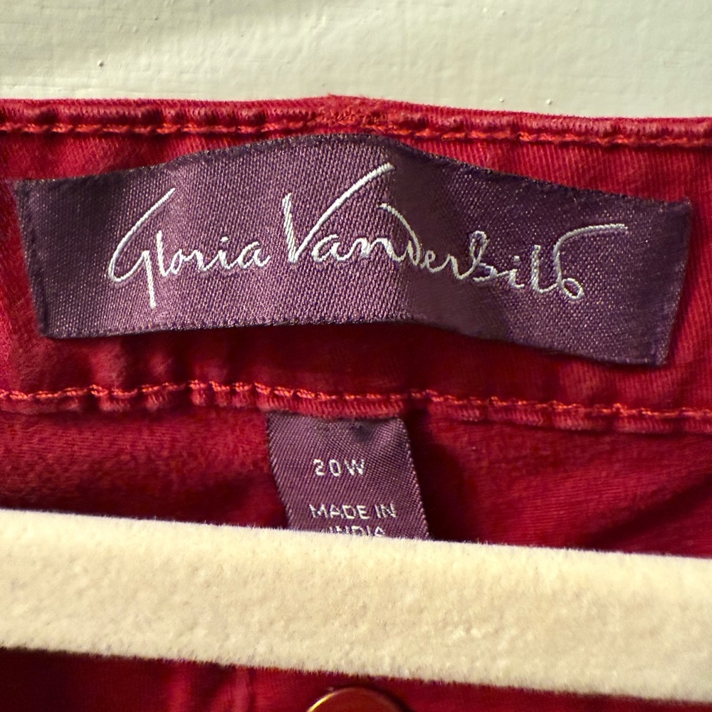 Three pair Gloria Vanderbilt 20w cotton Jean style pants - Picture 3 of 9